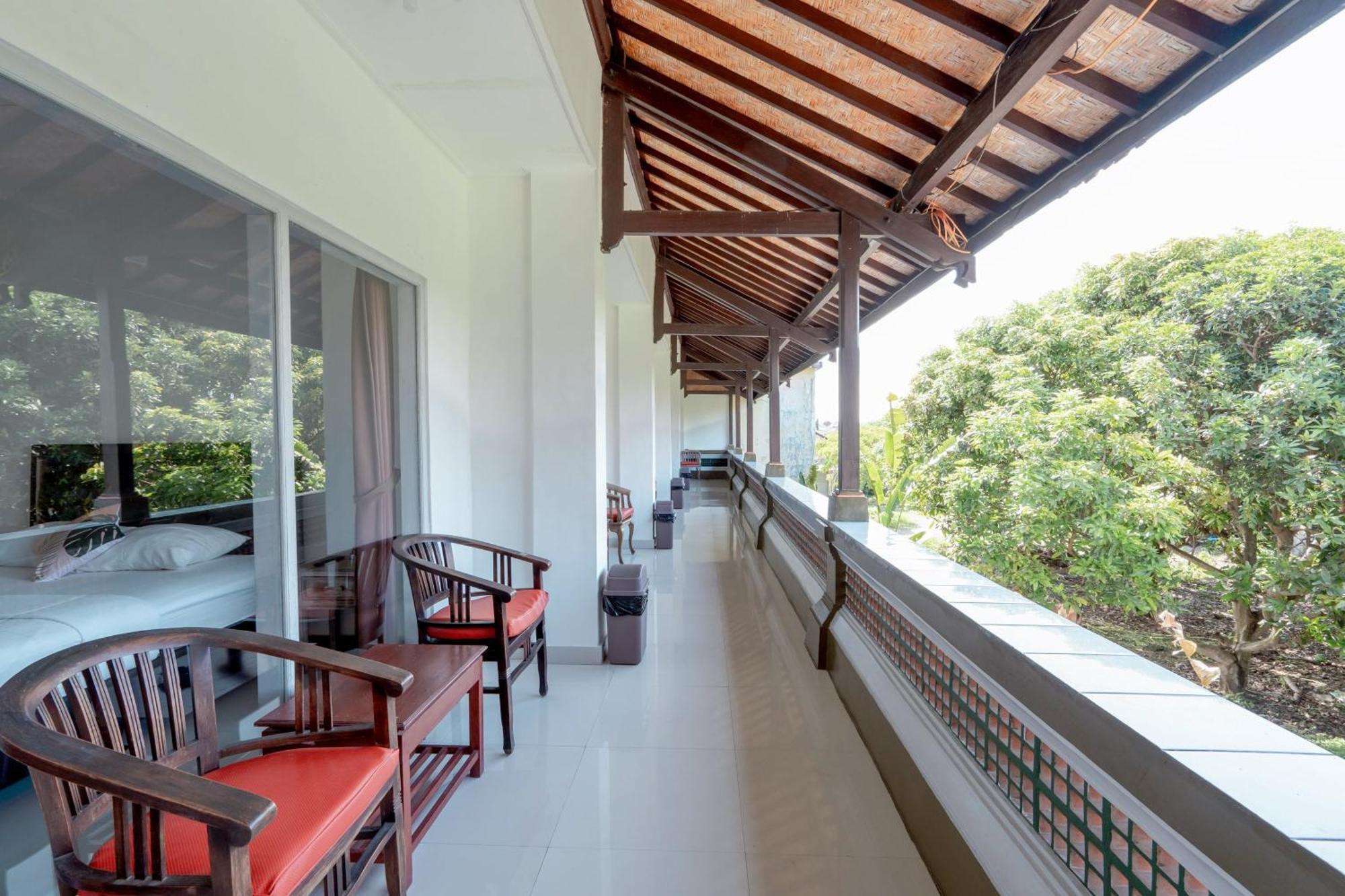 Urbanview Hotel Rasa Sayang Inn Tanjung Benoa Bali Kuta Selatan Exterior foto